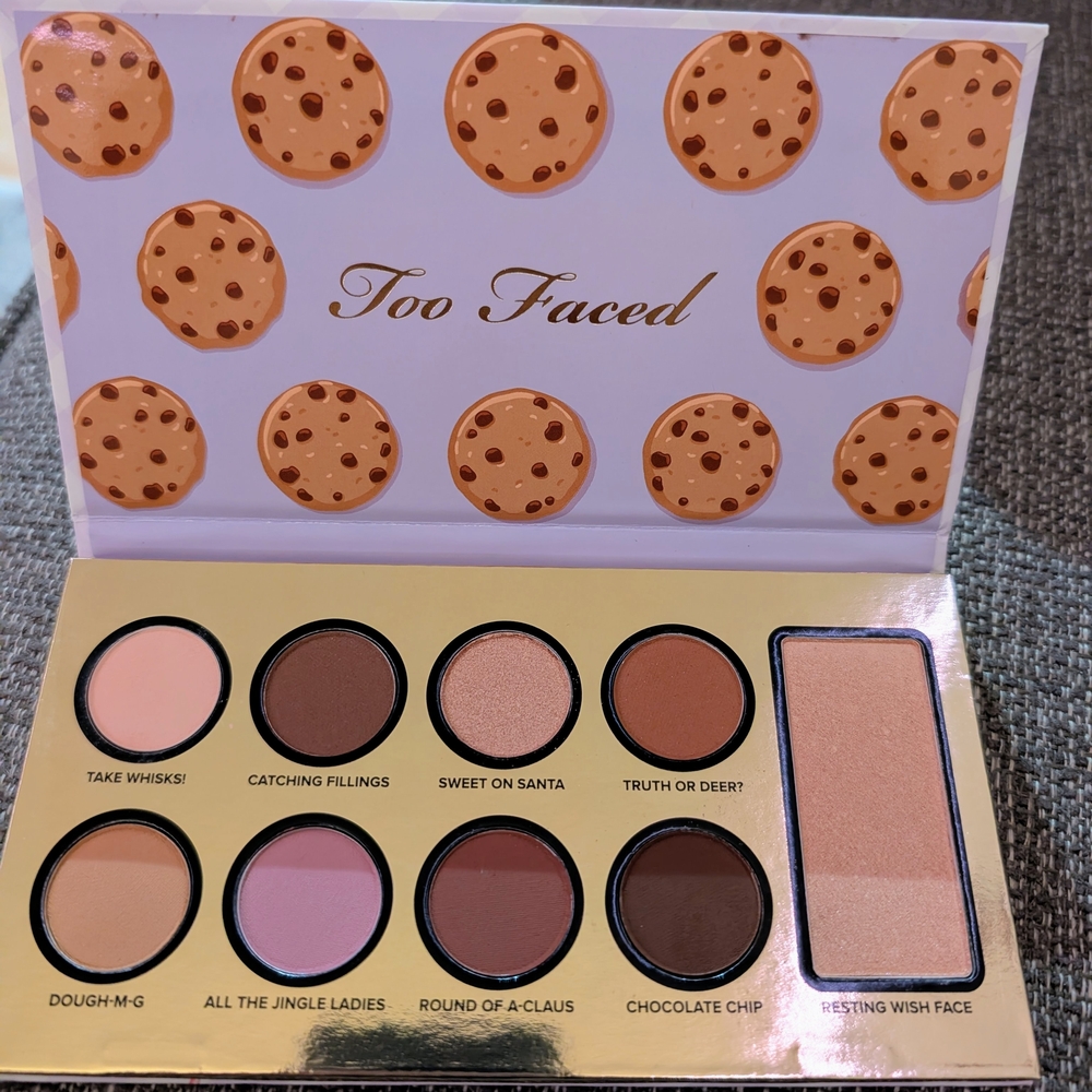 Too Faced Holiday Eyeshadow Palette Set - Picture 3 of 4